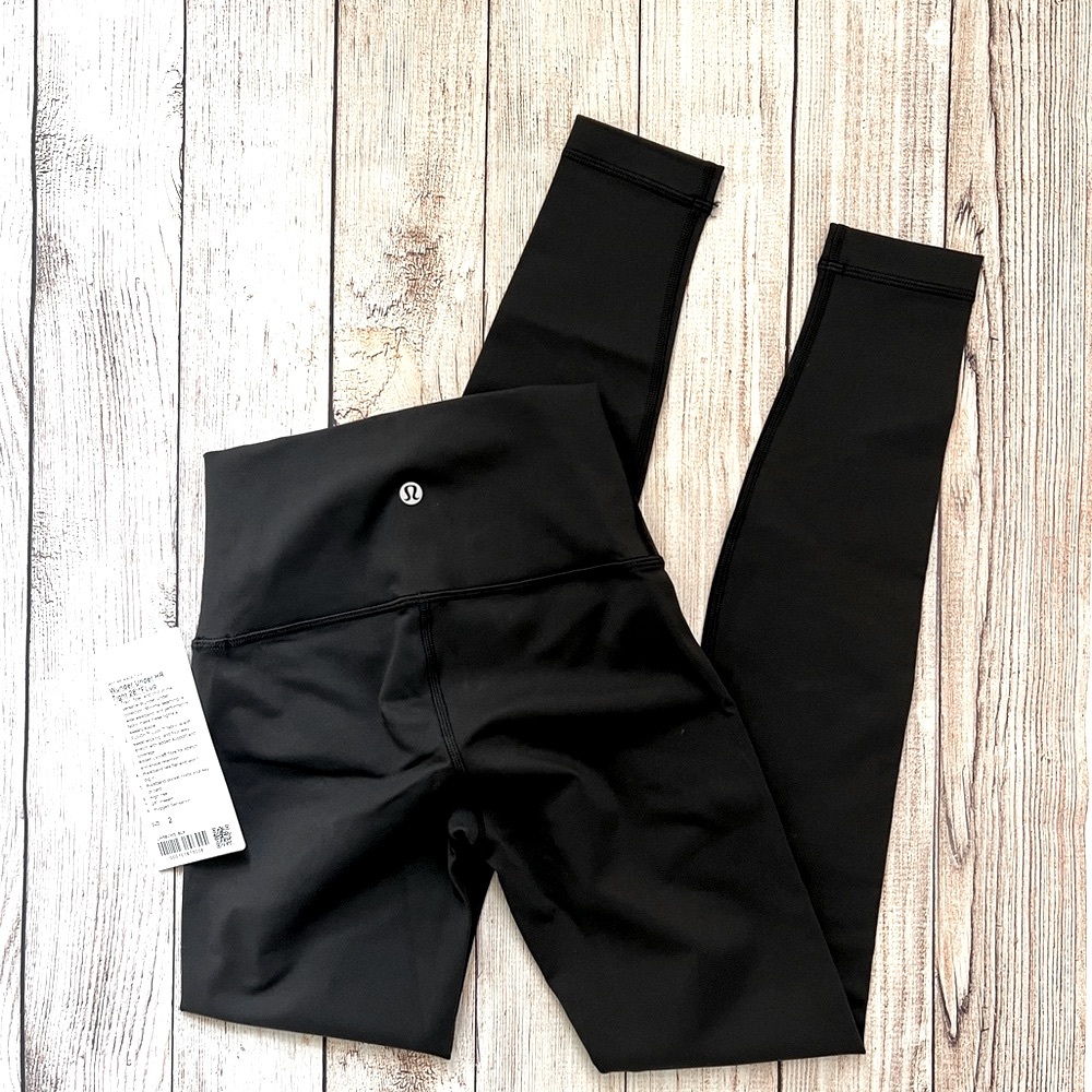 NWT LULULEMON Wunder Under Leggings SZ 2